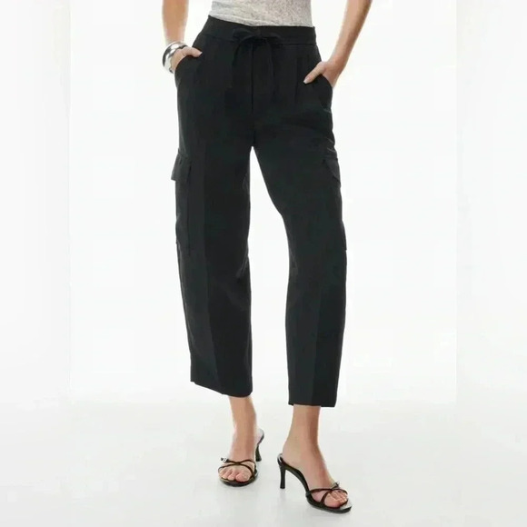 Aritzia Wilfred Shift Cargo Pant in black size 00 Minimalist Matrix Chic Office - Picture 5 of 13
